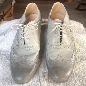 Light grey leather shoes